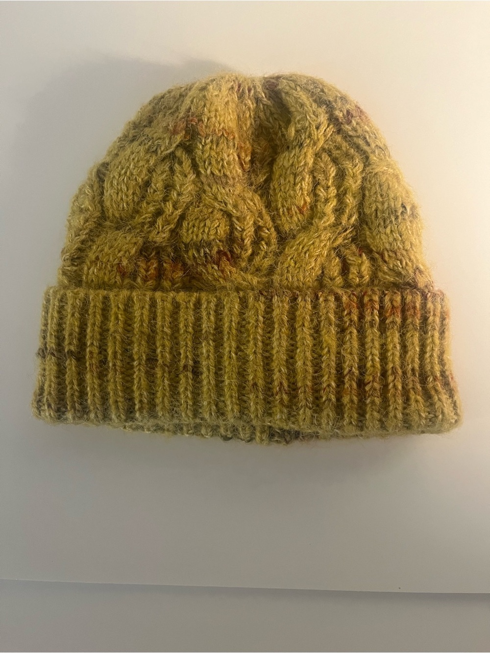 Anthropologie beanie 🍂🍁🍂🍁🍂🍁🍂🍁🍂🍂🍁🍁🍁